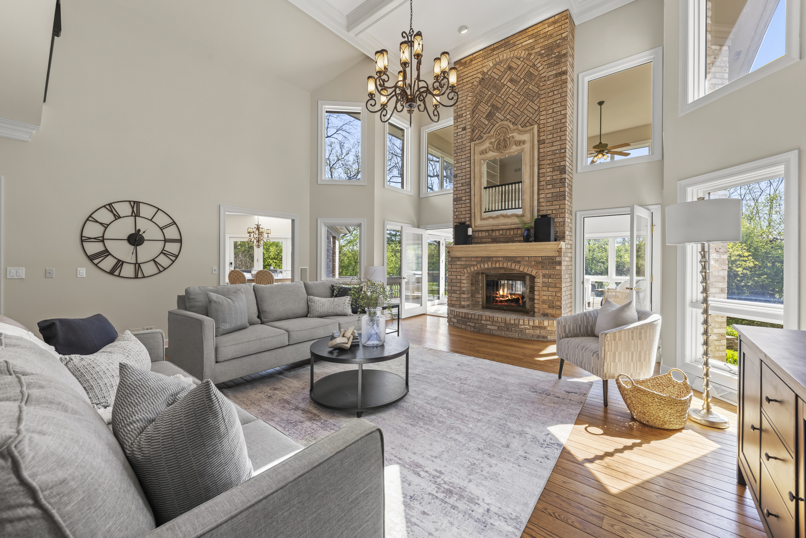 1S370 Winfield Road, Wheaton, IL 60189