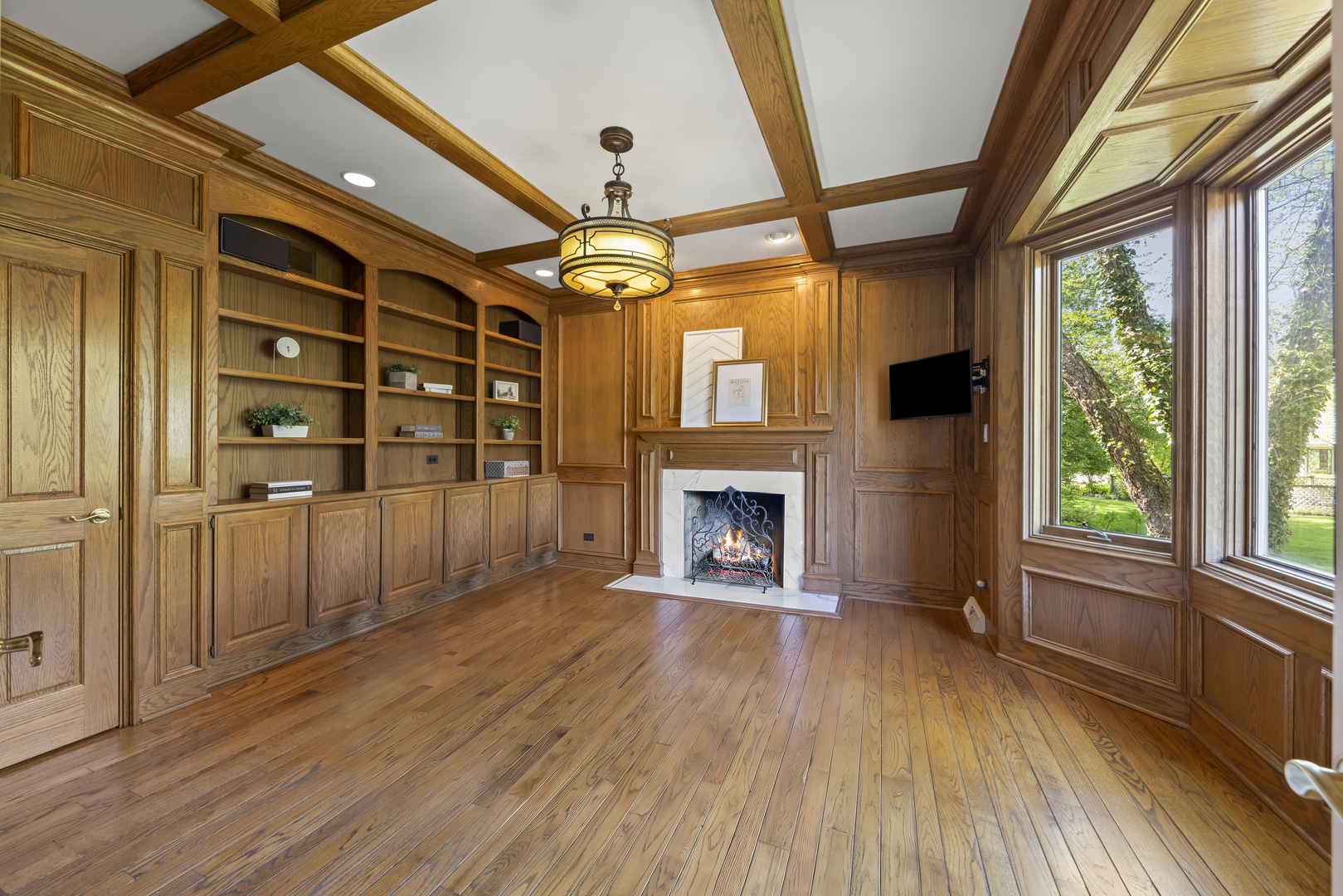 1S370 Winfield Road, Wheaton, IL 60189