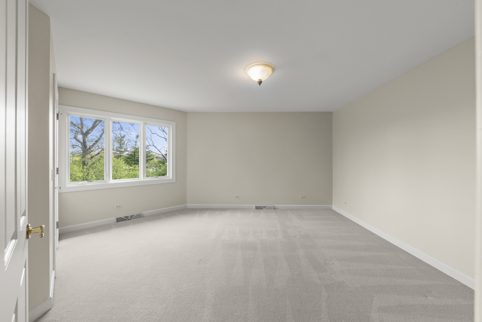 1S370 Winfield Road, Wheaton, IL 60189