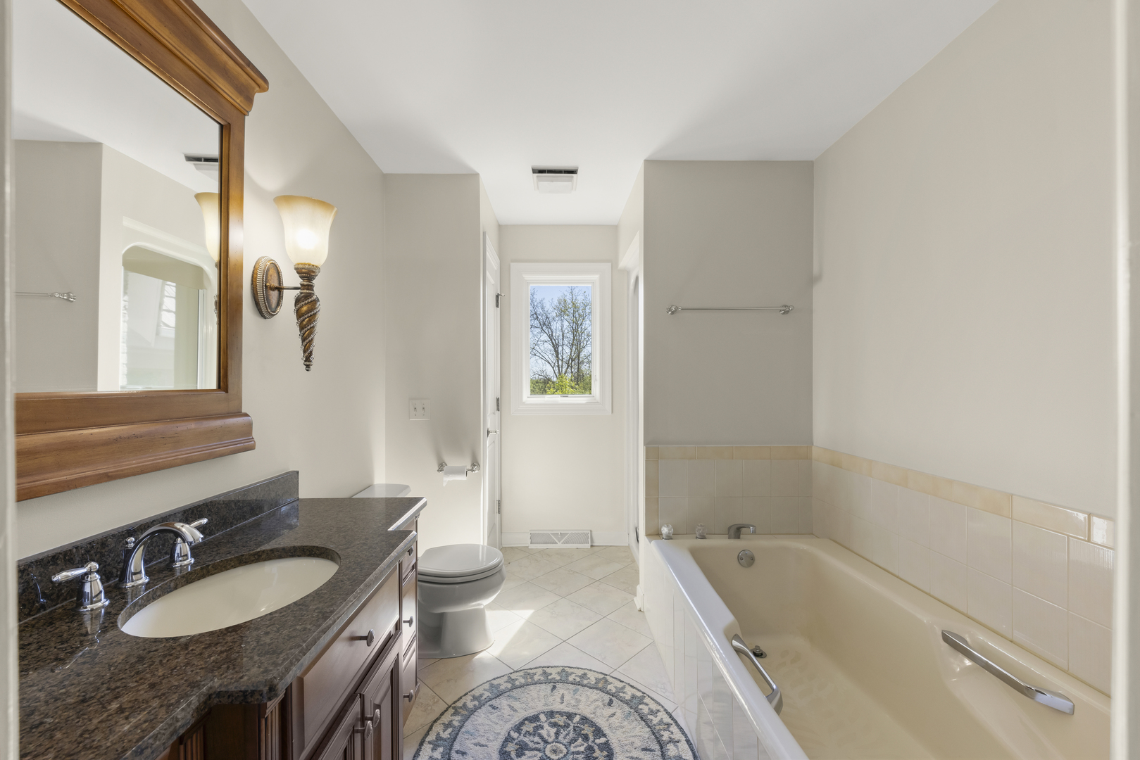 1S370 Winfield Road, Wheaton, IL 60189