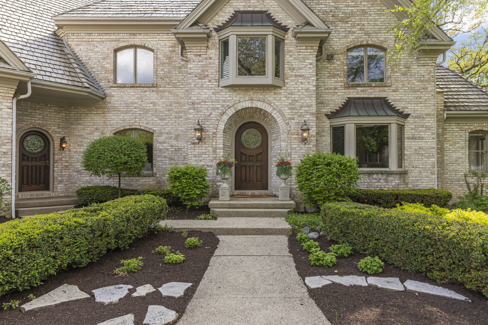 1S370 Winfield Road, Wheaton, IL 60189