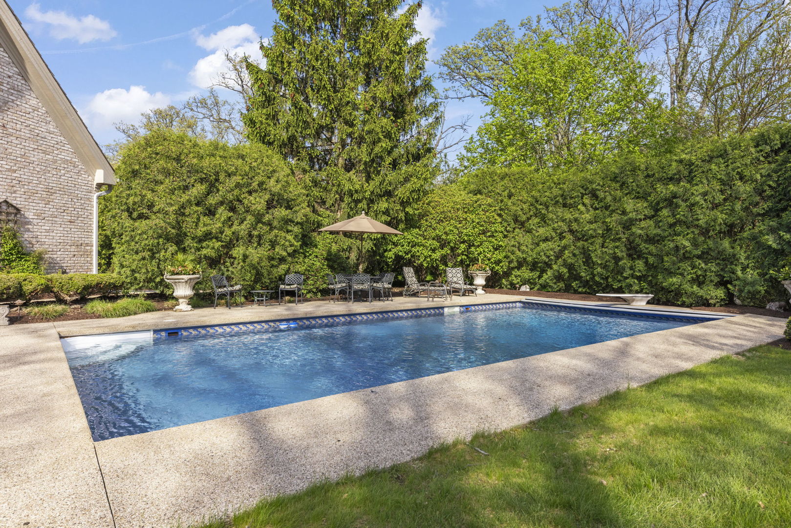 1S370 Winfield Road, Wheaton, IL 60189
