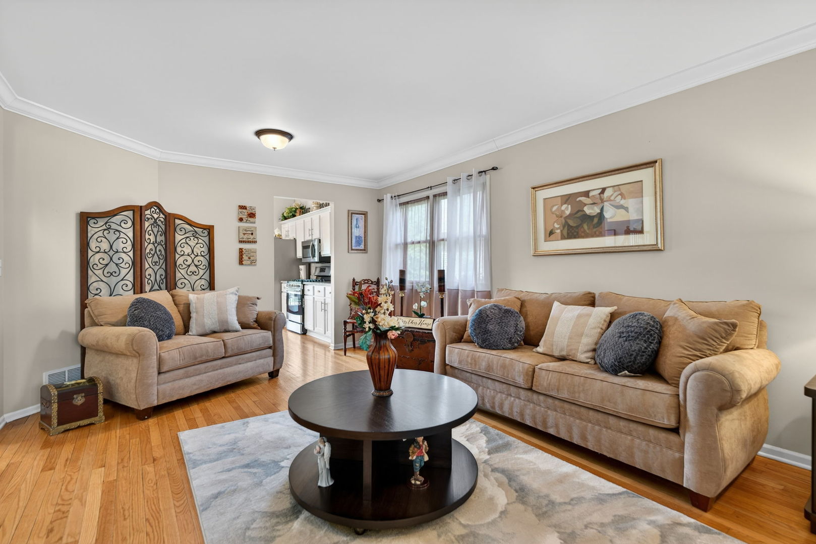 201 Tulip Circle, Island Lake, IL 60042