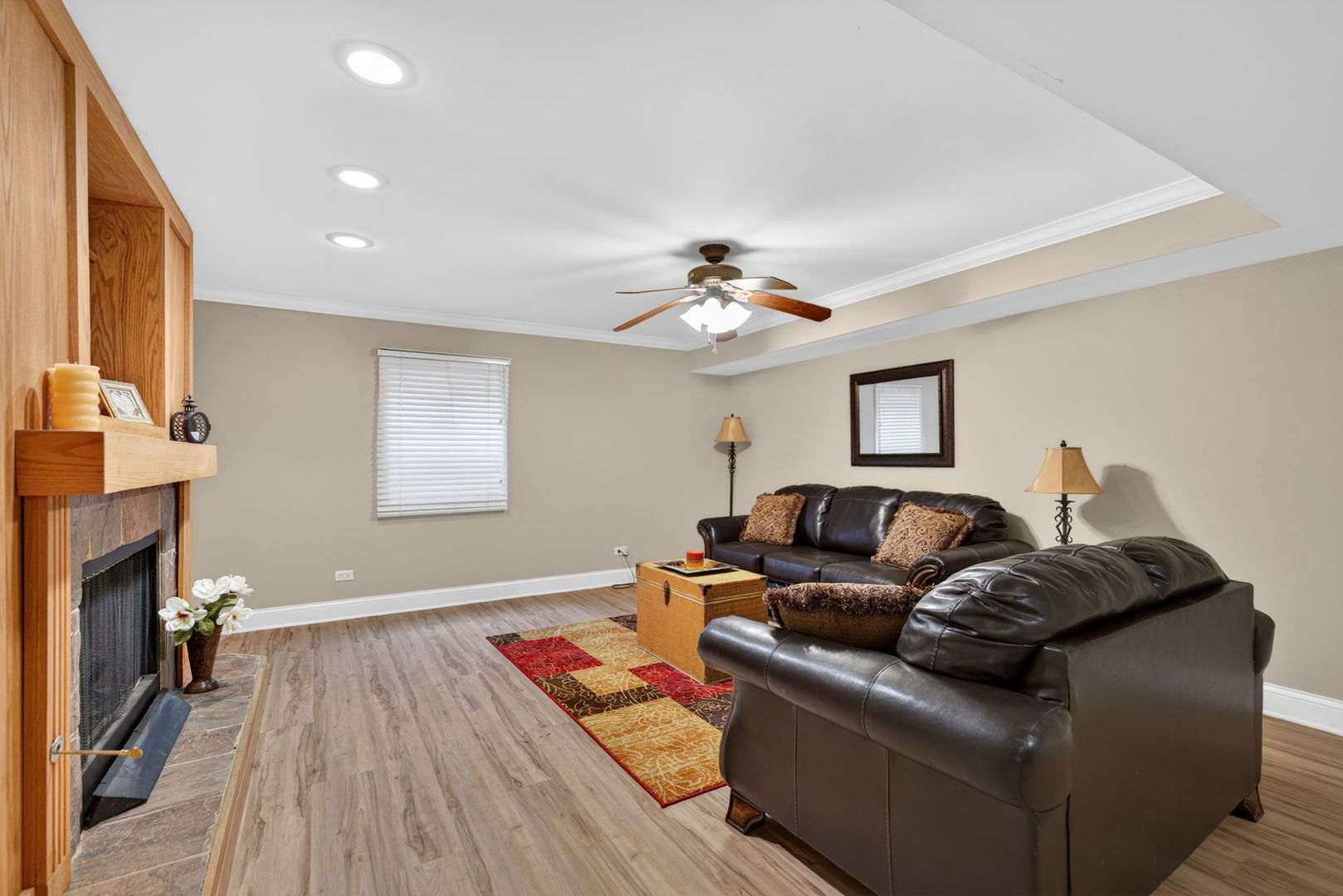 201 Tulip Circle, Island Lake, IL 60042