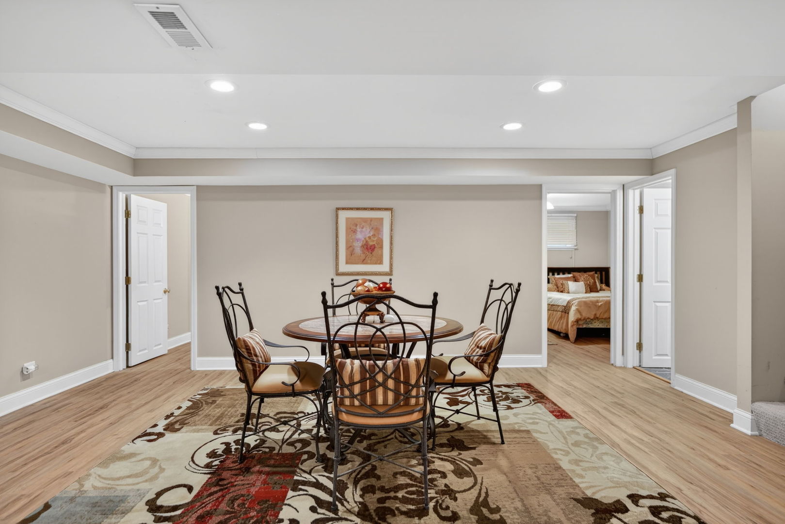201 Tulip Circle, Island Lake, IL 60042