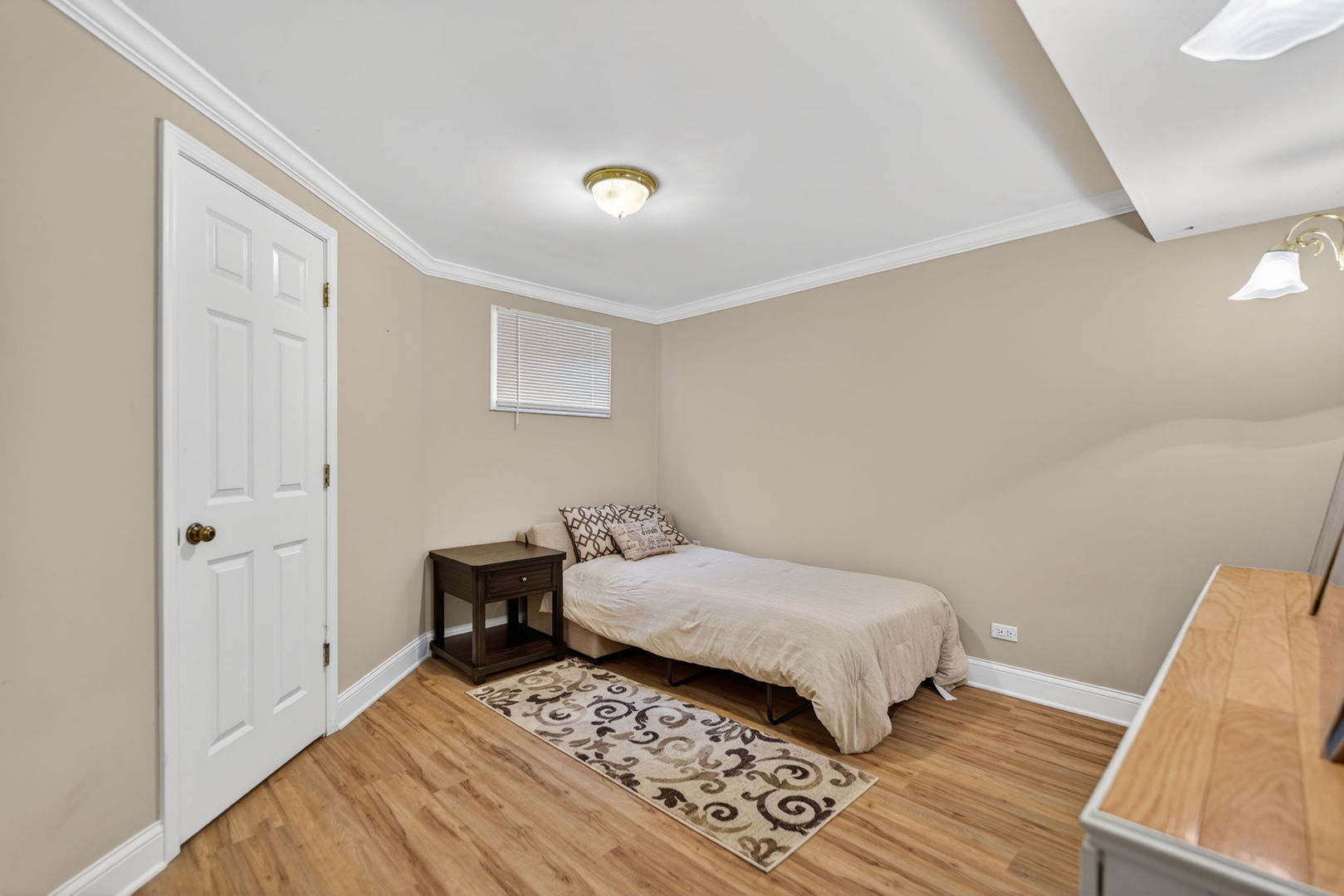 201 Tulip Circle, Island Lake, IL 60042