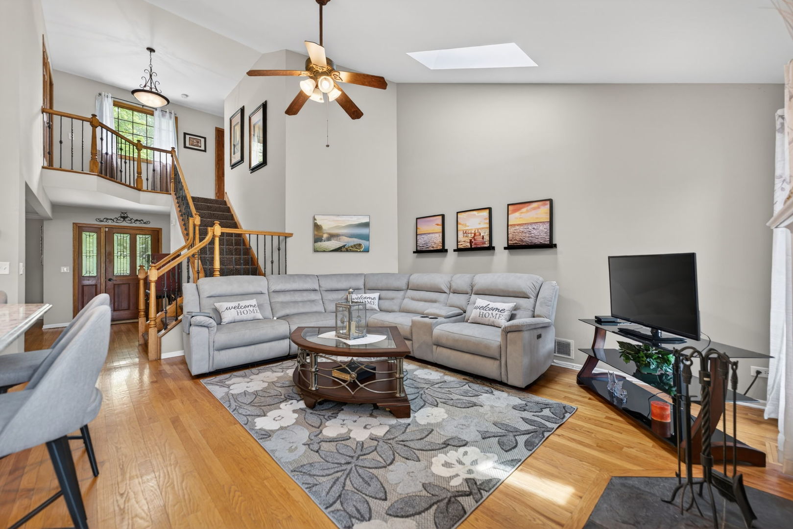 201 Tulip Circle, Island Lake, IL 60042