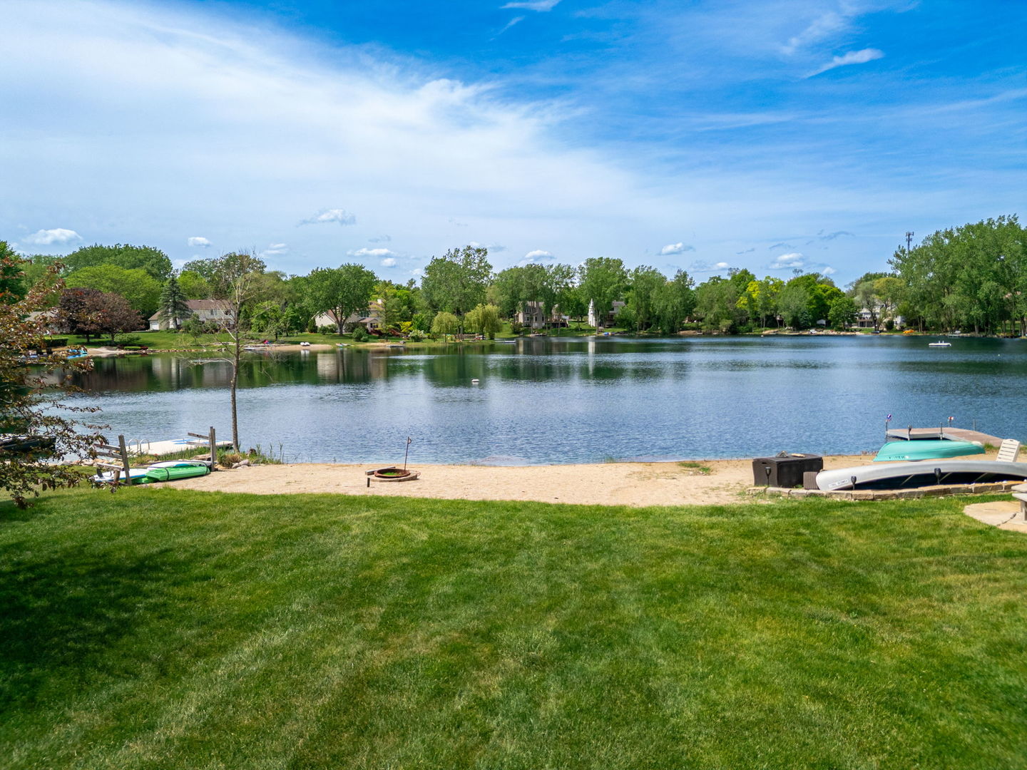 201 Tulip Circle, Island Lake, IL 60042