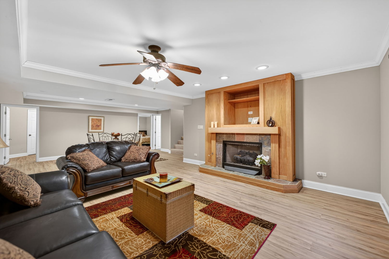 201 Tulip Circle, Island Lake, IL 60042