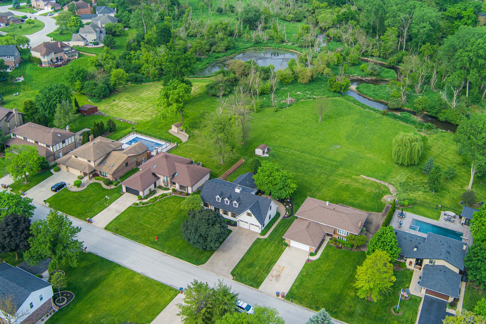 8517 Arizona Trail, Willow Springs, IL 60480