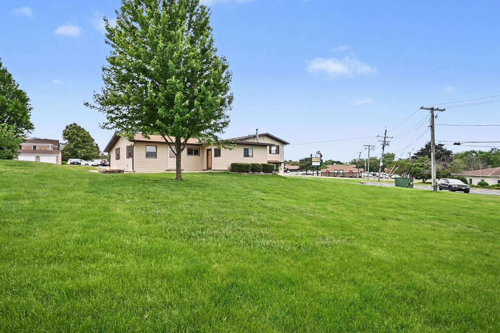 2 Briarcliff Road, Montgomery, IL 60538