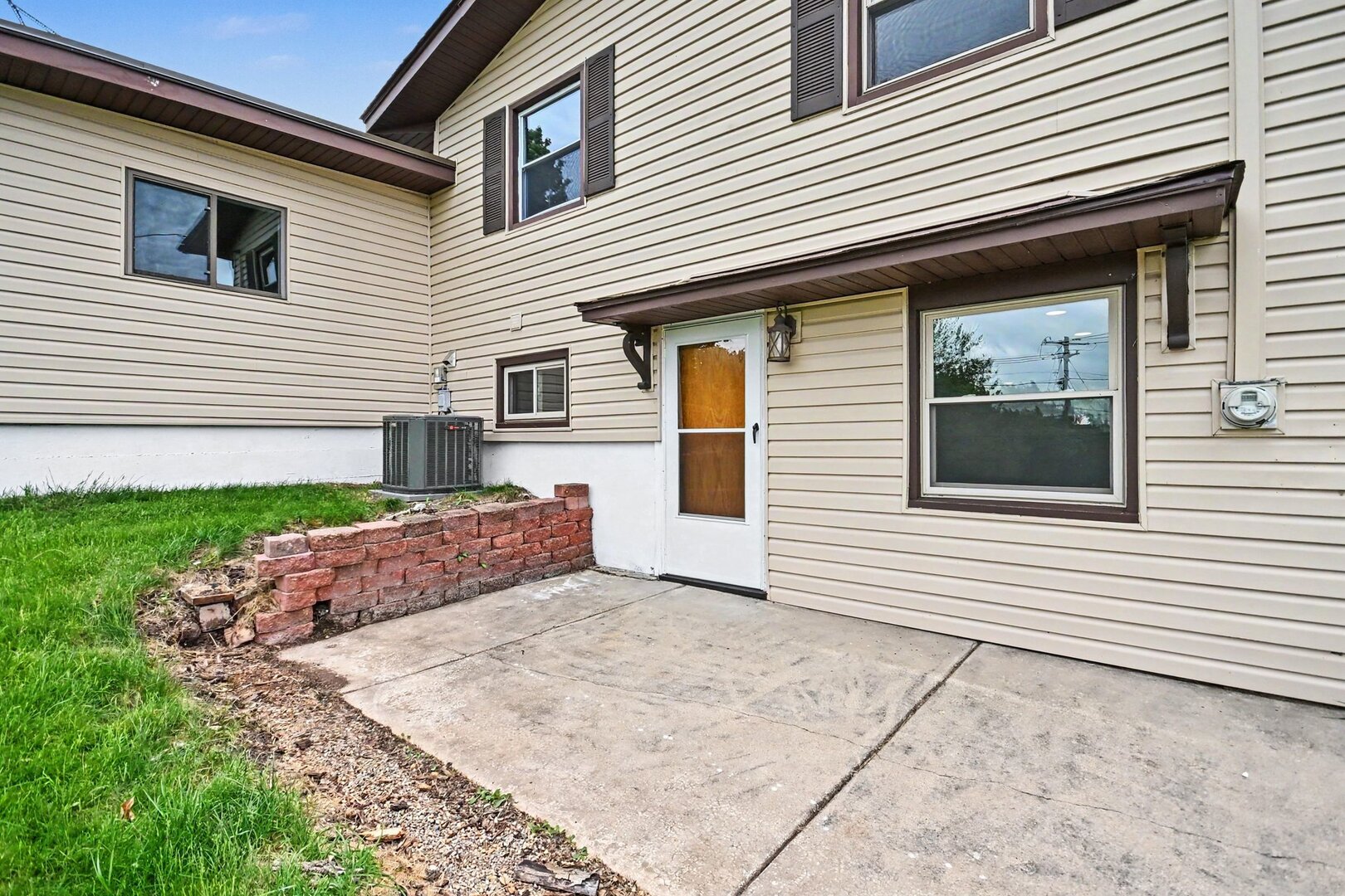 2 Briarcliff Road, Montgomery, IL 60538