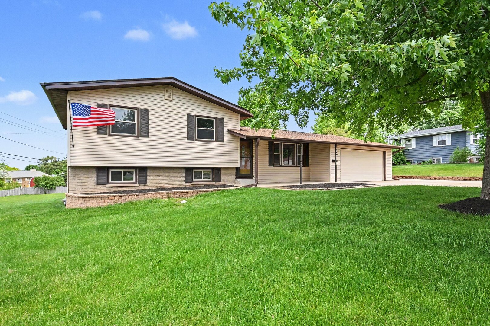 2 Briarcliff Road, Montgomery, IL 60538