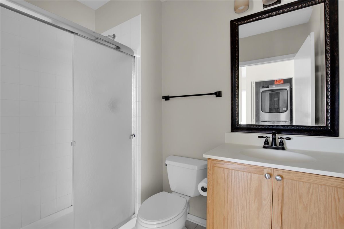 7243 MADISON Street #211, Forest Park, IL 60130