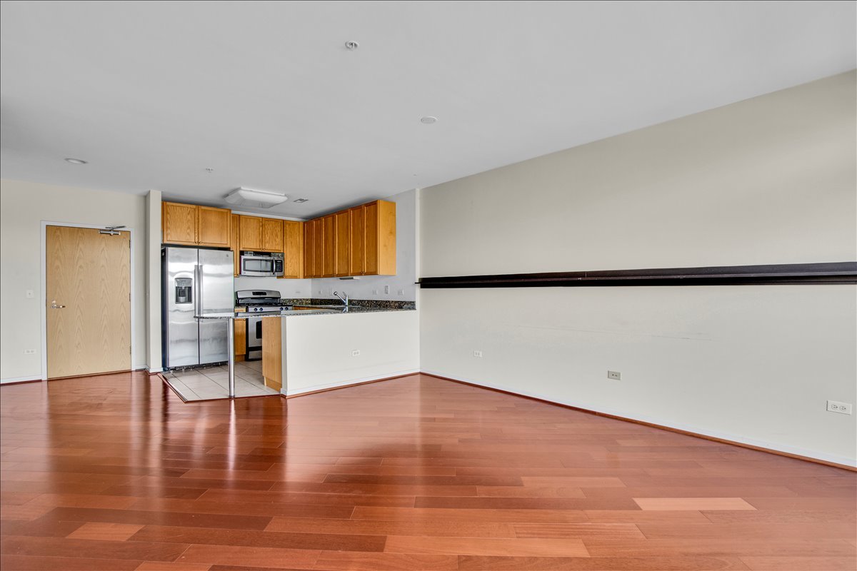 7243 MADISON Street #211, Forest Park, IL 60130