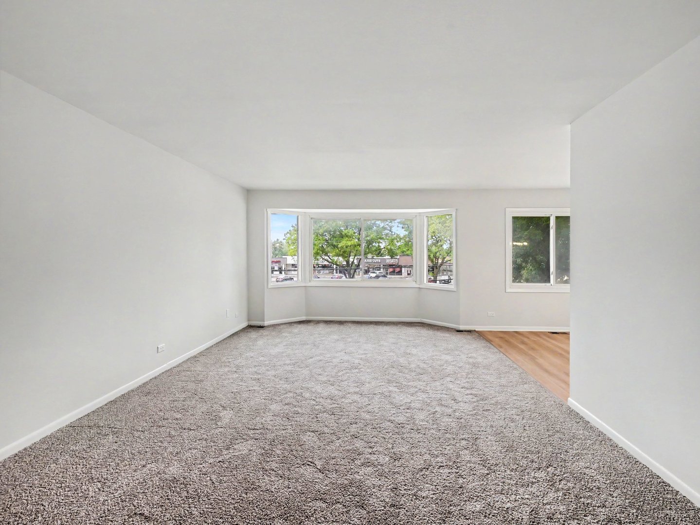 3008 Roberts Drive #7, Woodridge, IL 60517