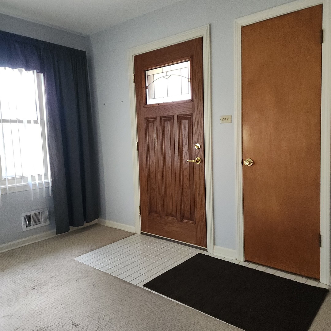 4609 W 115th Place, Alsip, IL 60803