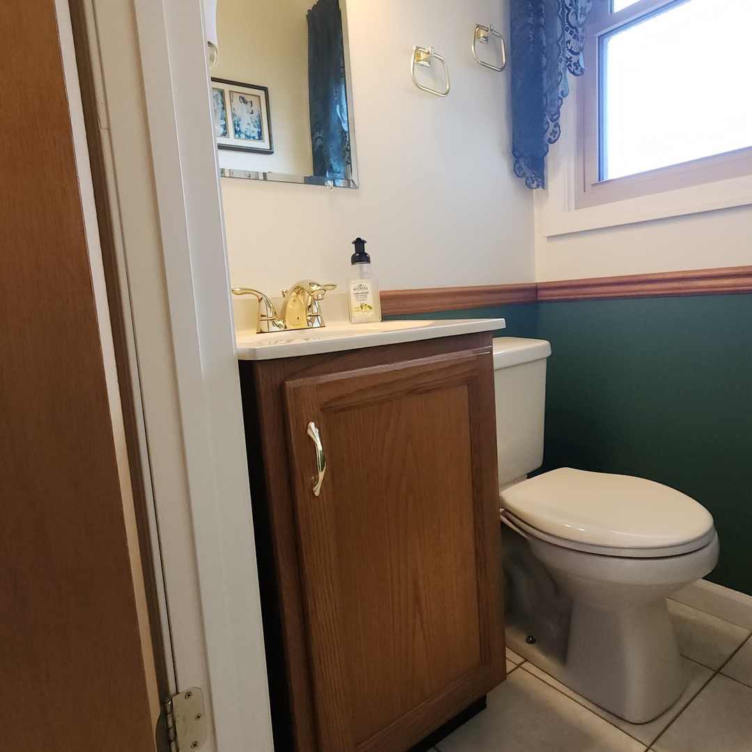 4609 W 115th Place, Alsip, IL 60803