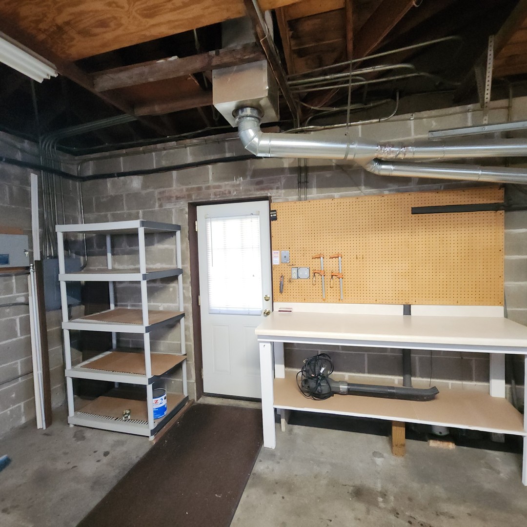4609 W 115th Place, Alsip, IL 60803