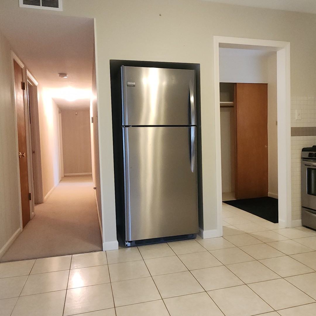 4609 W 115th Place, Alsip, IL 60803