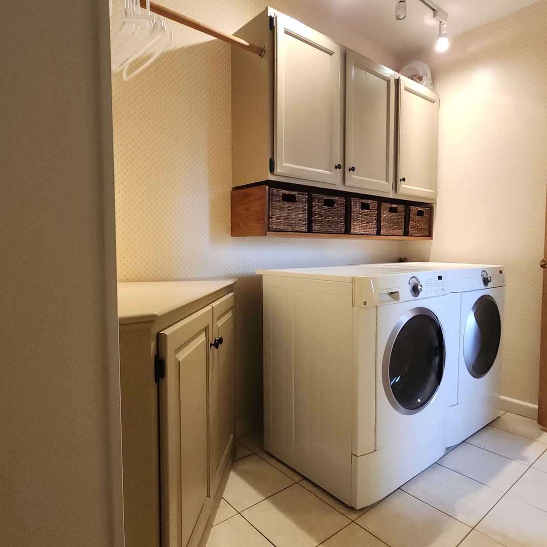 4609 W 115th Place, Alsip, IL 60803