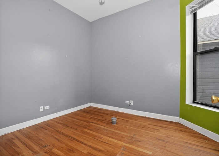 2816 W Washington Boulevard, Chicago, IL 60612
