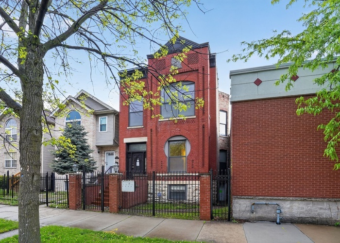 2816 W Washington Boulevard, Chicago, IL 60612