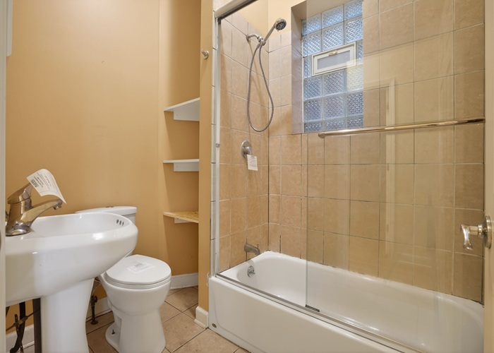 2816 W Washington Boulevard, Chicago, IL 60612
