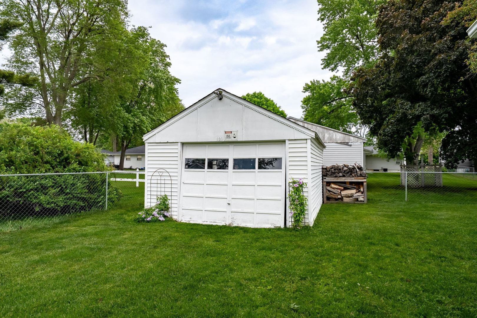 820 S Locust Street, Pontiac, IL 61764