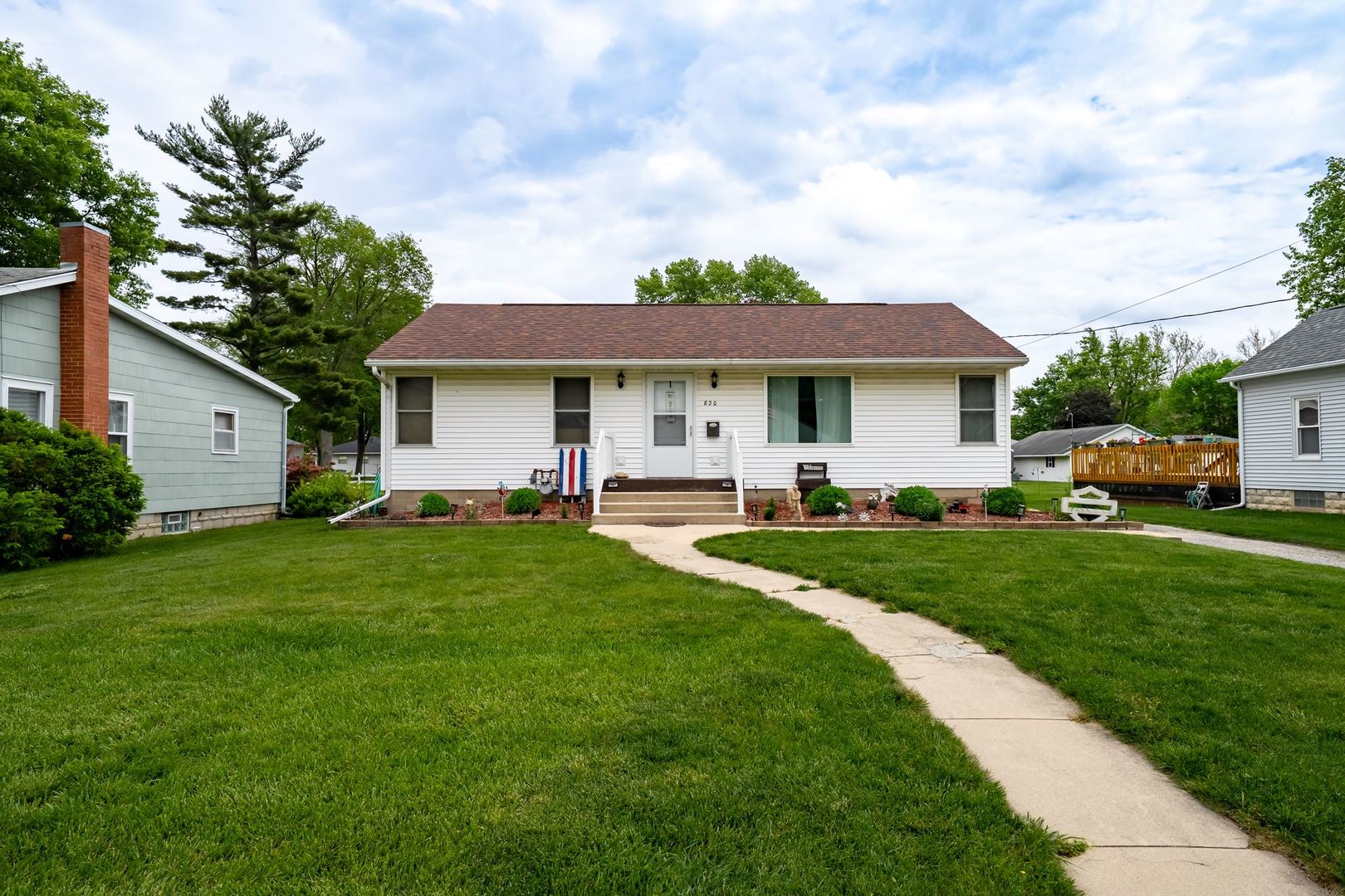 820 S Locust Street, Pontiac, IL 61764
