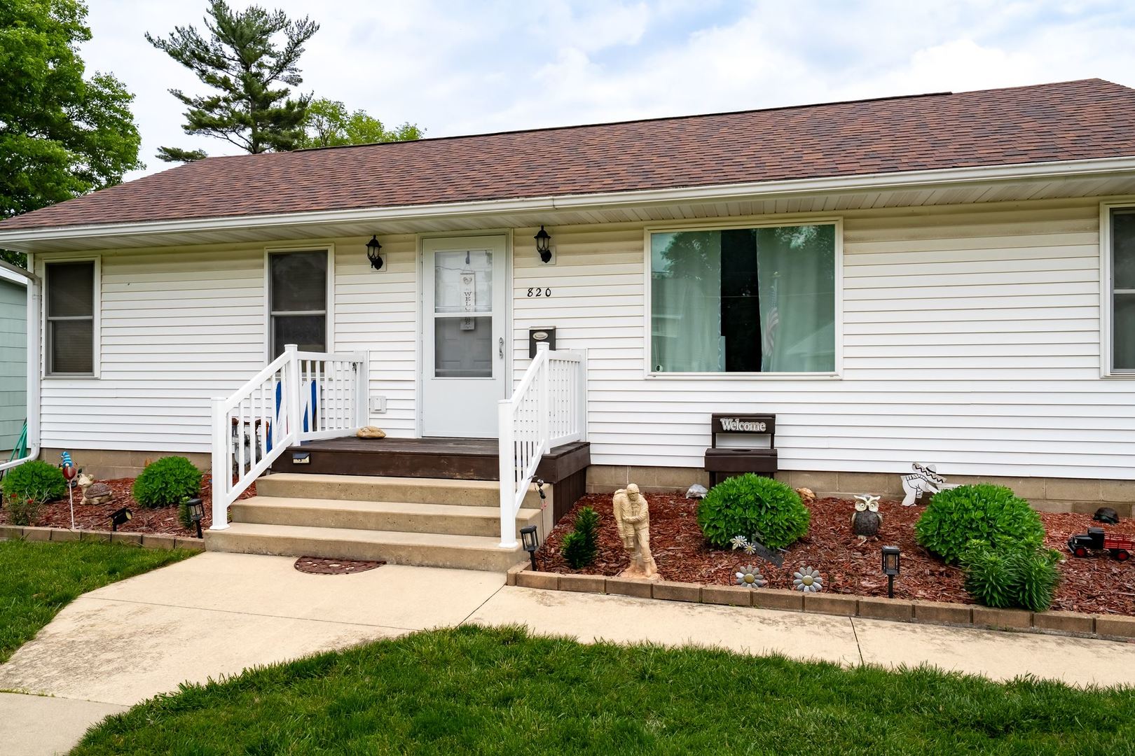 820 S Locust Street, Pontiac, IL 61764