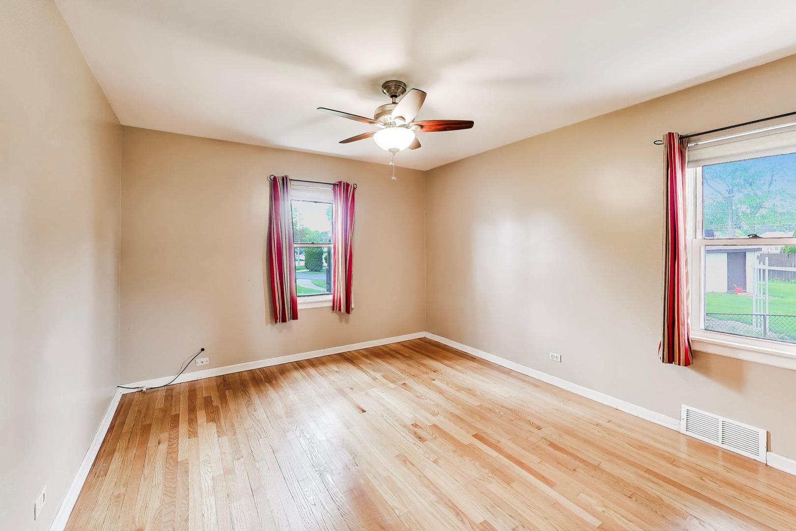 264 E Armitage Avenue, Northlake, IL 60164