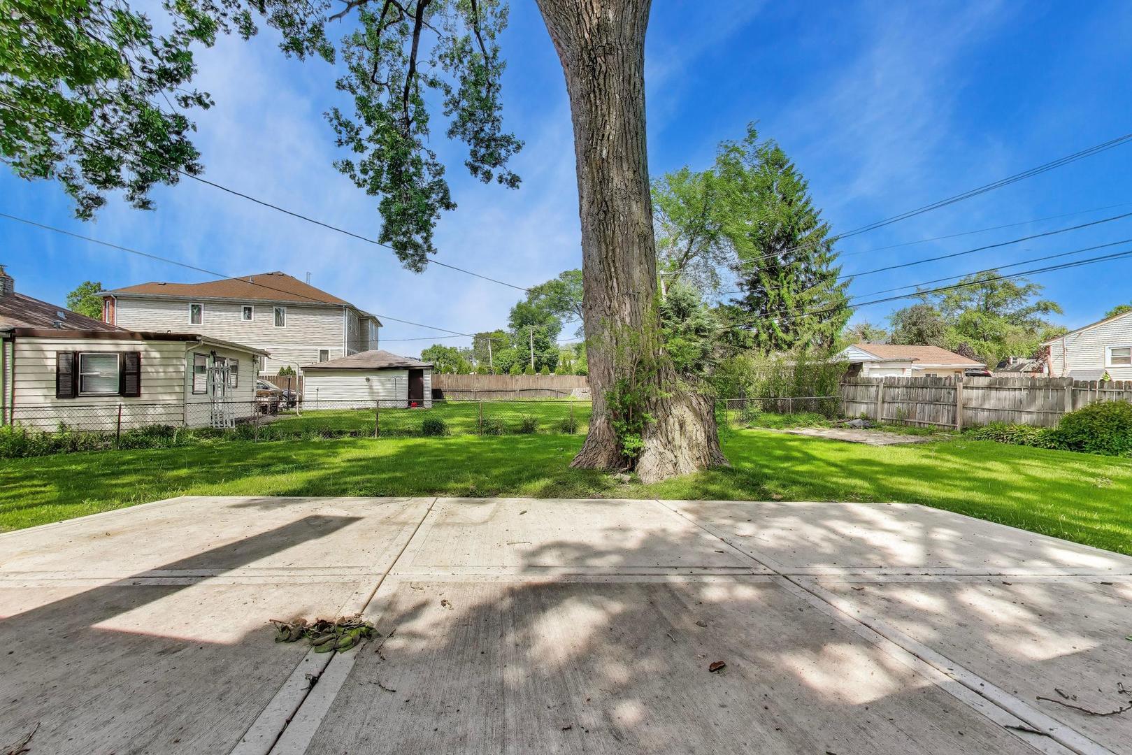 264 E Armitage Avenue, Northlake, IL 60164