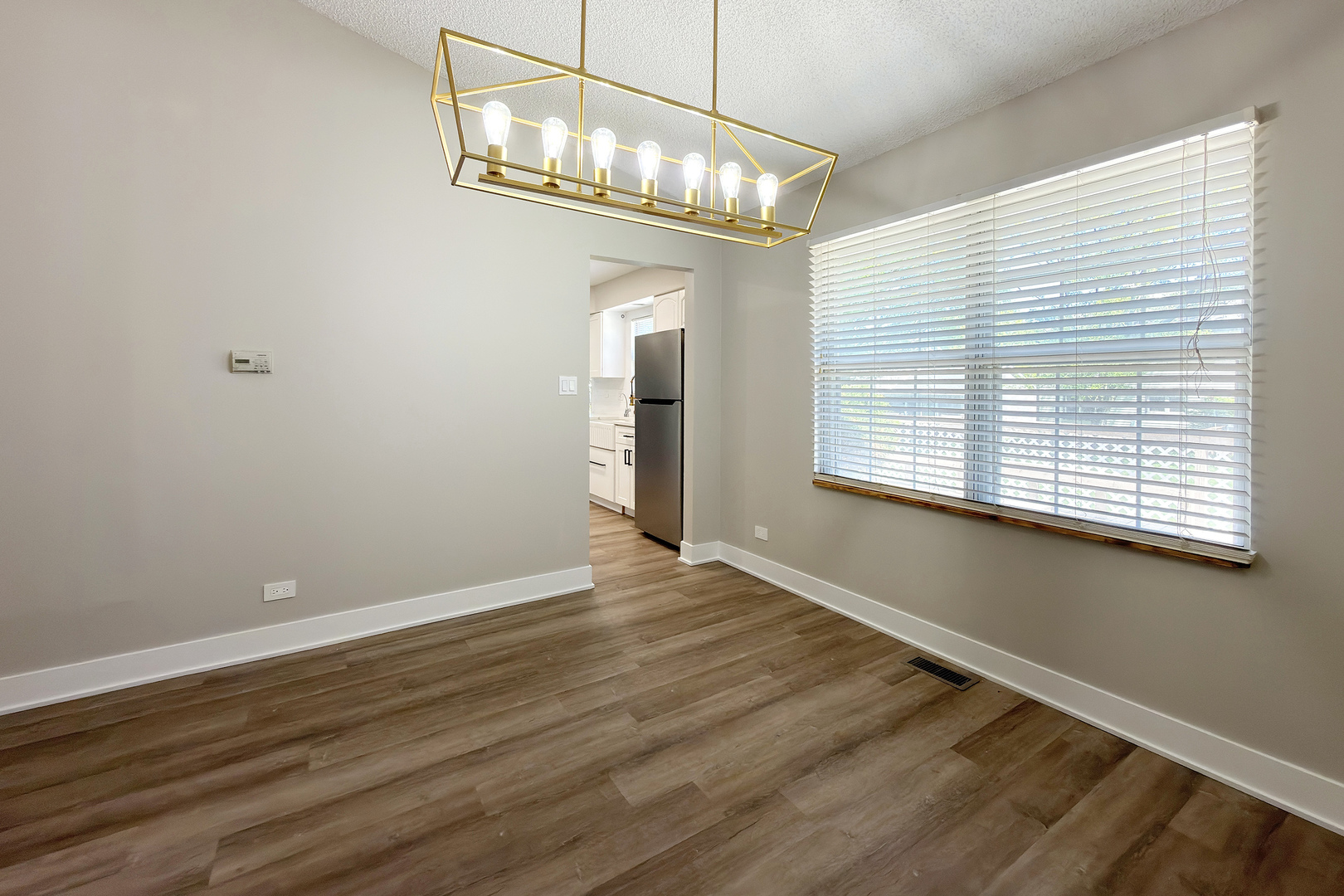 505 Tebay Place, Schaumburg, IL 60194