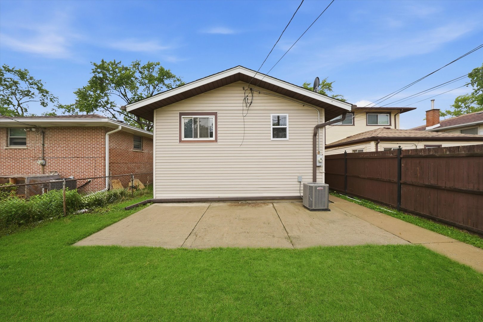 11613 S Loomis Street, Chicago, IL 60643