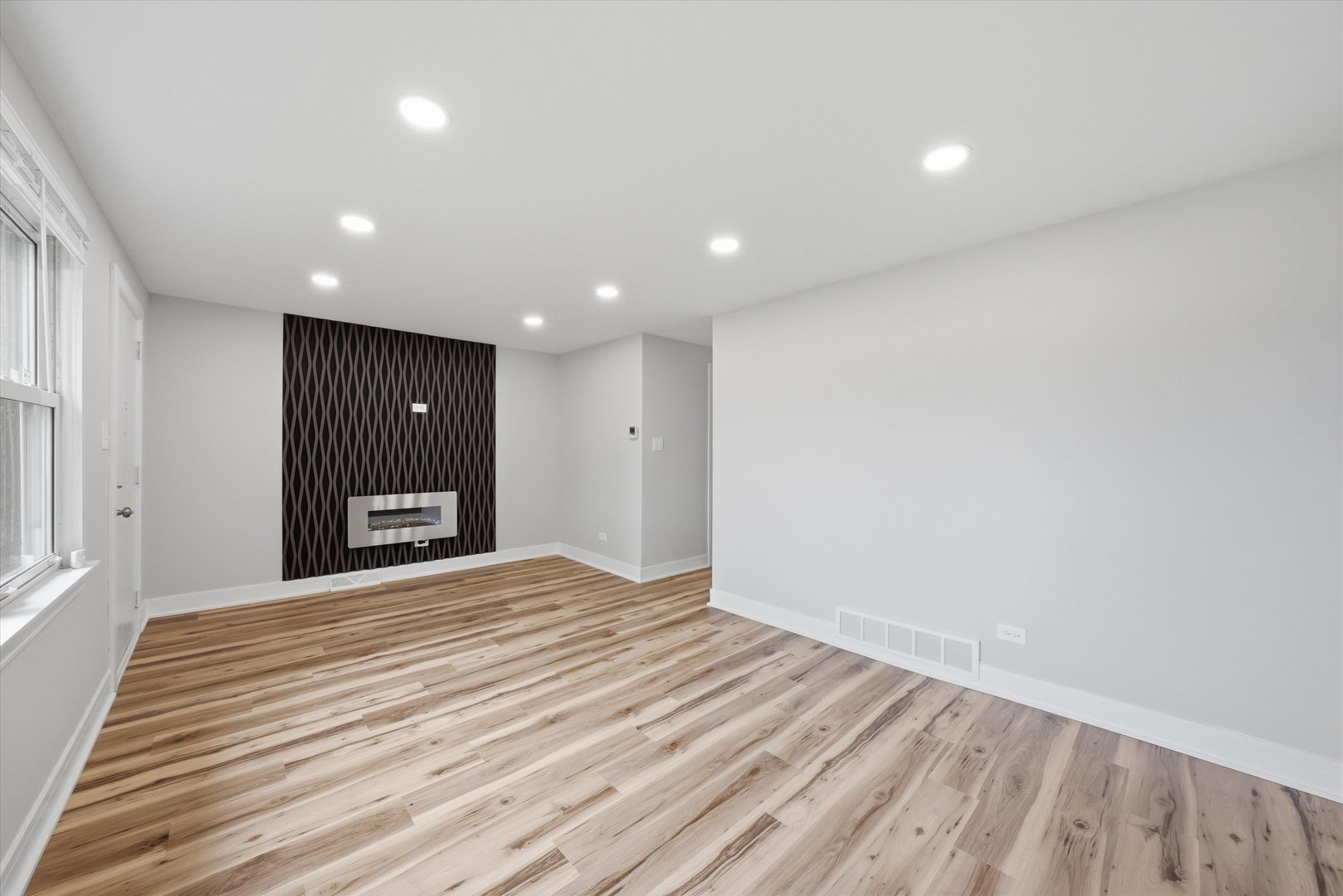 11613 S Loomis Street, Chicago, IL 60643