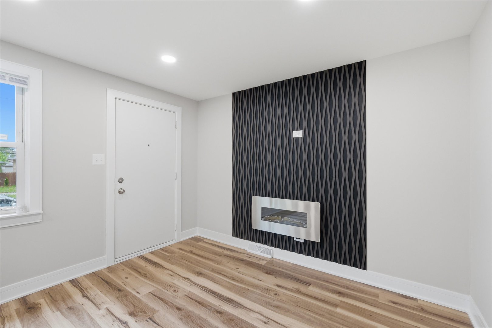11613 S Loomis Street, Chicago, IL 60643