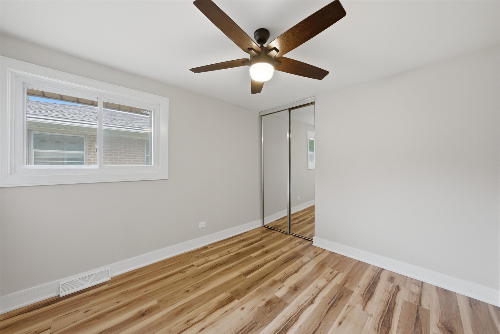 11613 S Loomis Street, Chicago, IL 60643