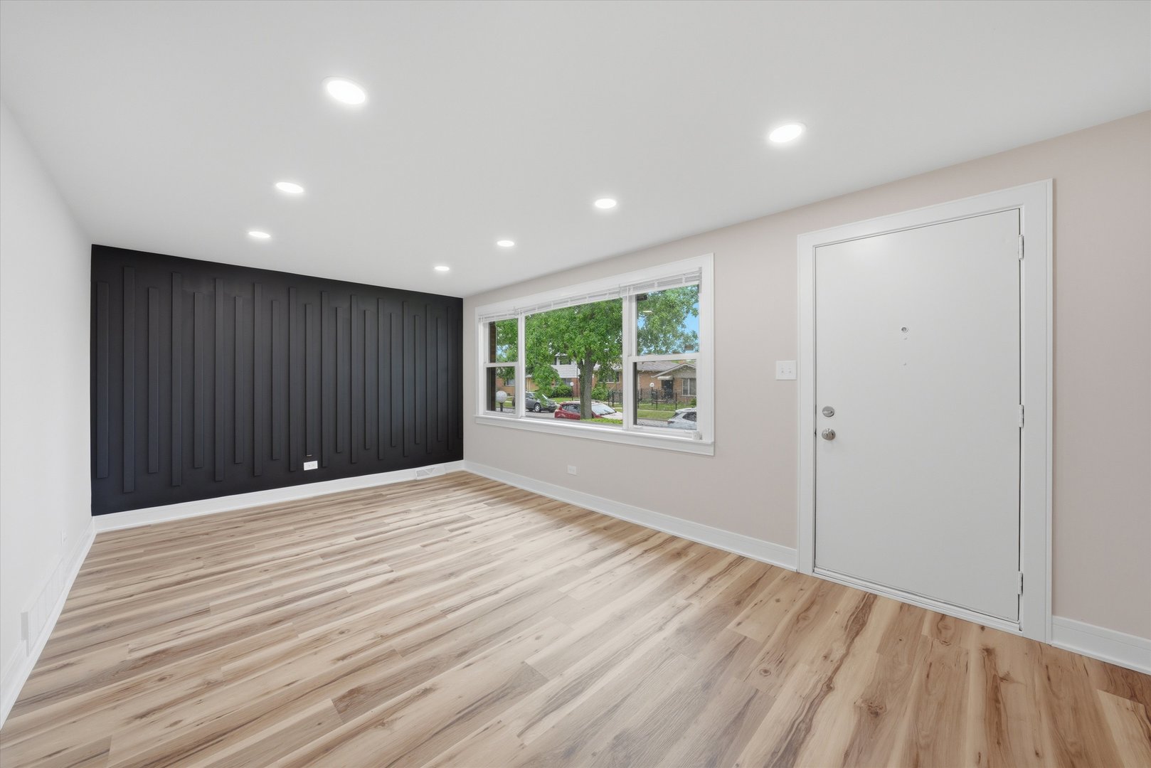 11613 S Loomis Street, Chicago, IL 60643
