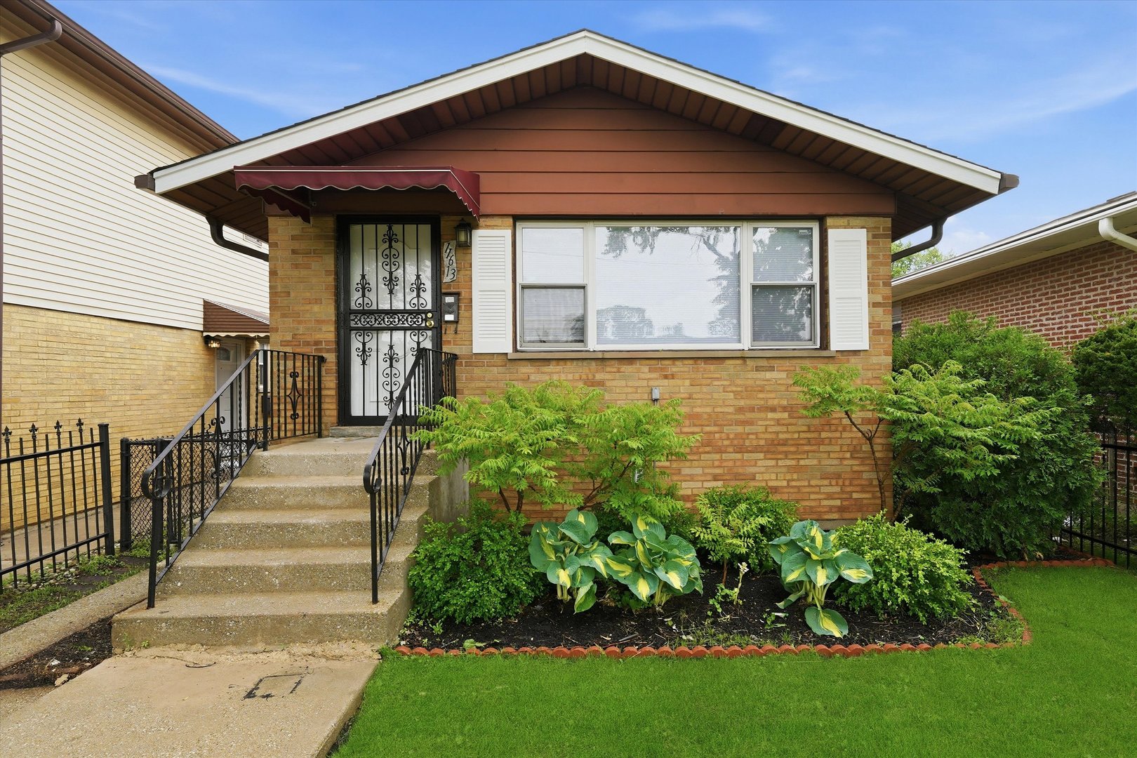 11613 S Loomis Street, Chicago, IL 60643