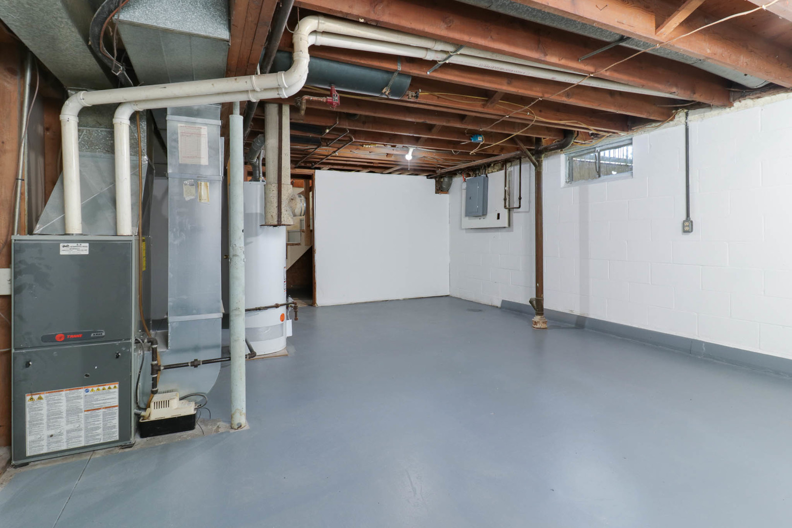 602 W 3rd Street, Delavan, IL 61734