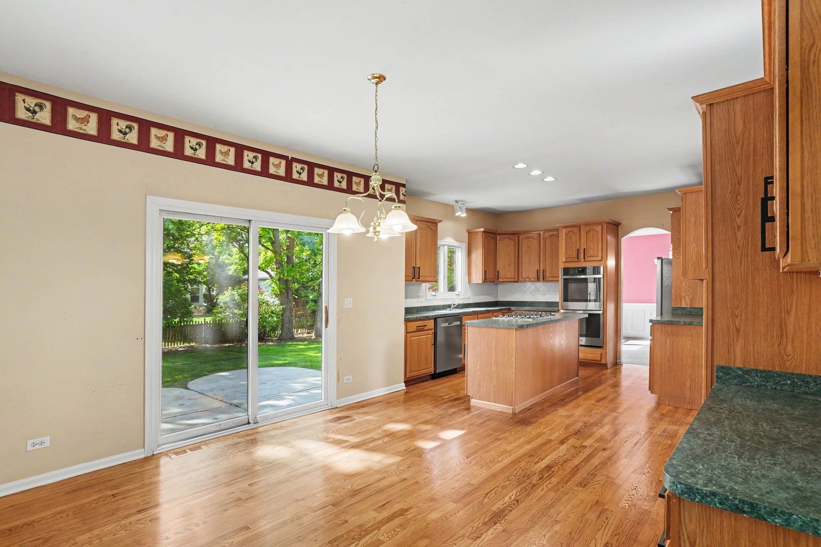 205 Willowwood Drive, Oswego, IL 60543