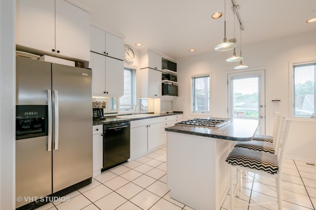 1410 E 48th Street, Chicago, IL 60615