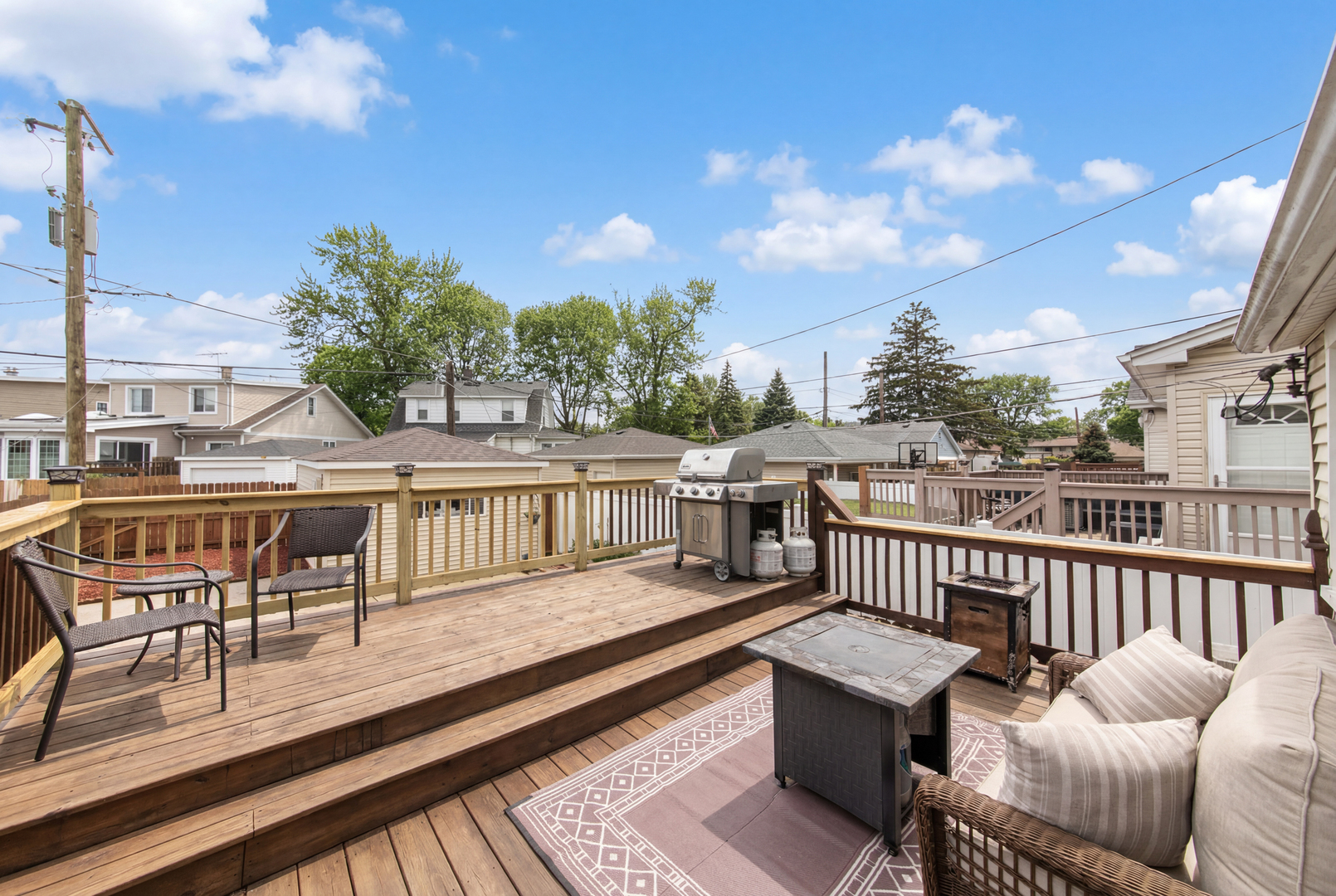 6461 W Raven Street, Chicago, IL 60631