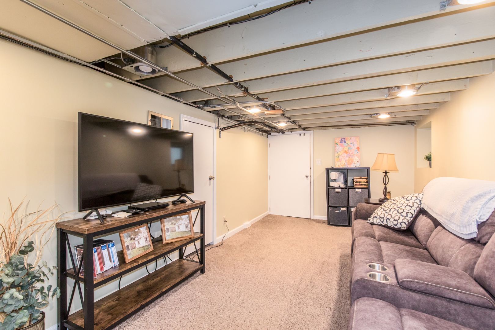 6461 W Raven Street, Chicago, IL 60631