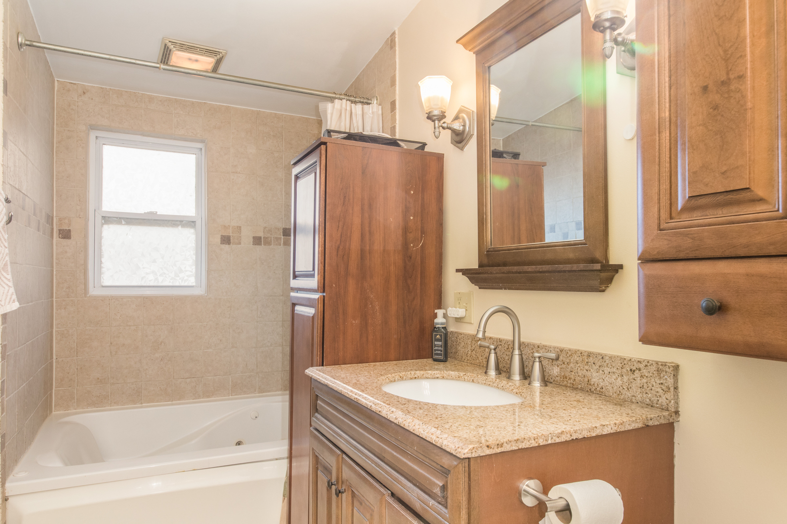6461 W Raven Street, Chicago, IL 60631