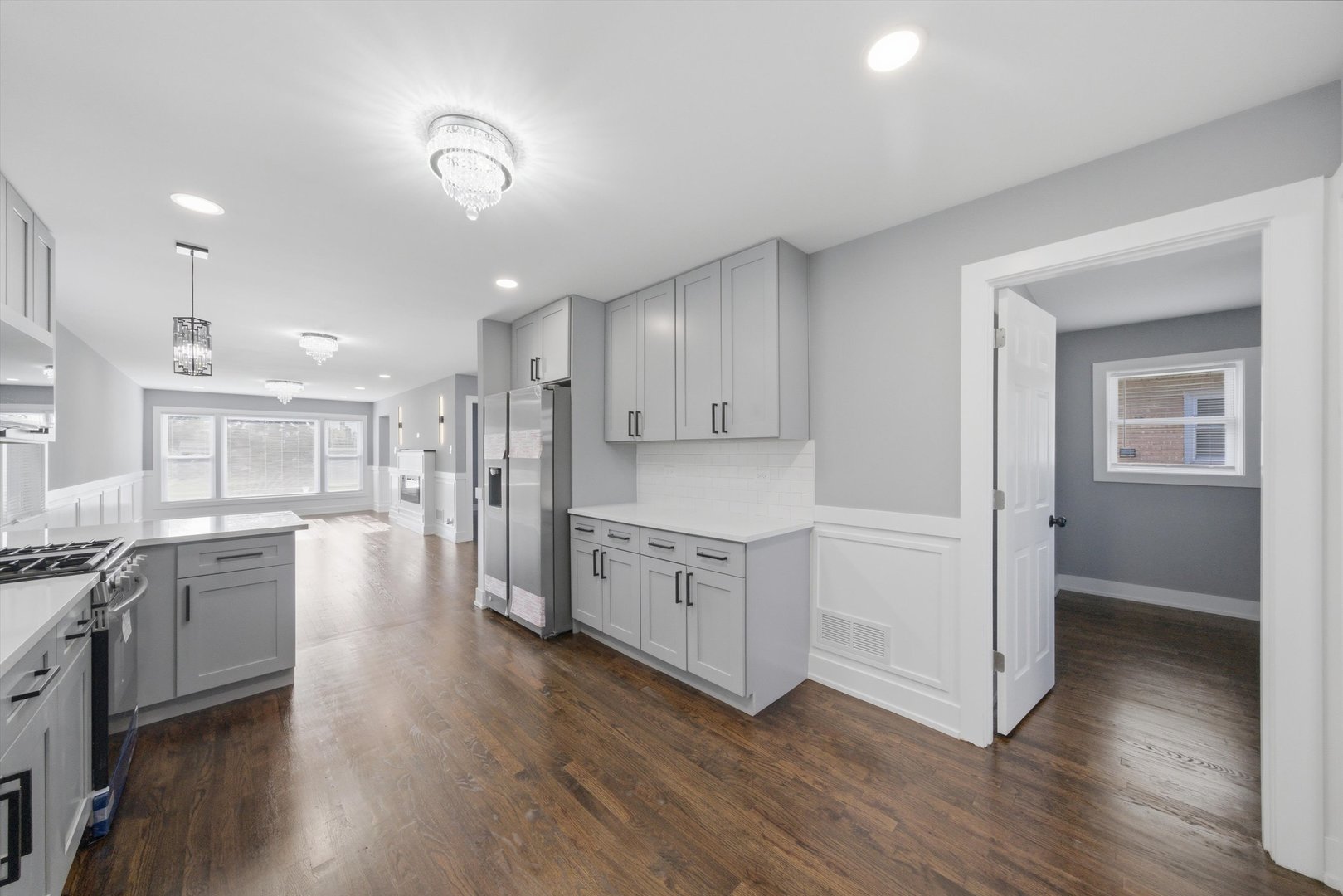 8243 S Wabash Avenue, Chicago, IL 60619