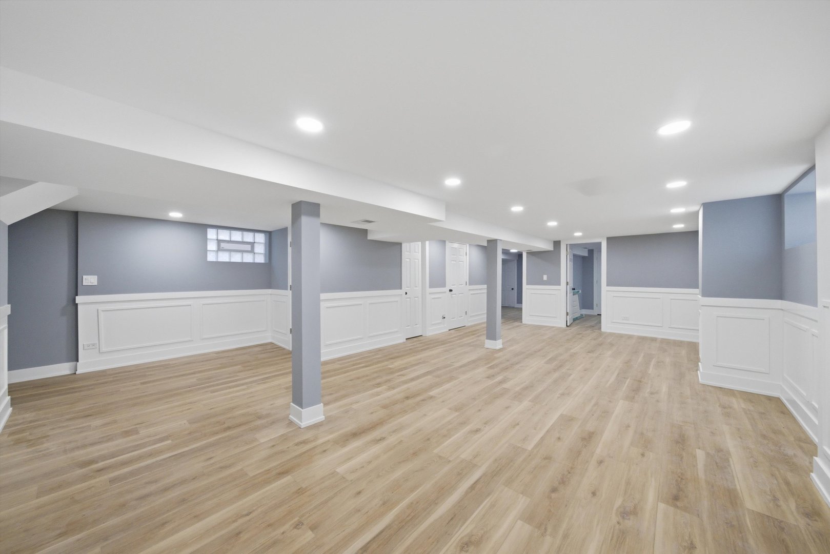 8243 S Wabash Avenue, Chicago, IL 60619