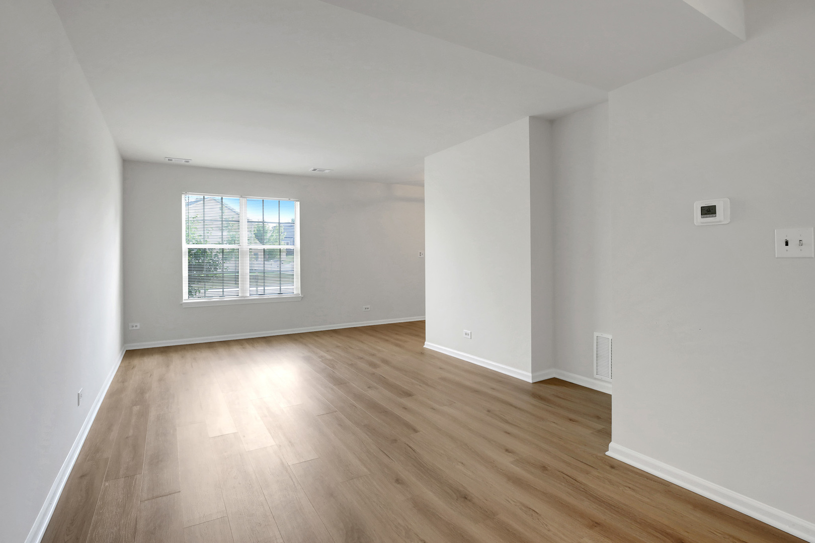 1161 REGENT Drive #0, Mundelein, IL 60060