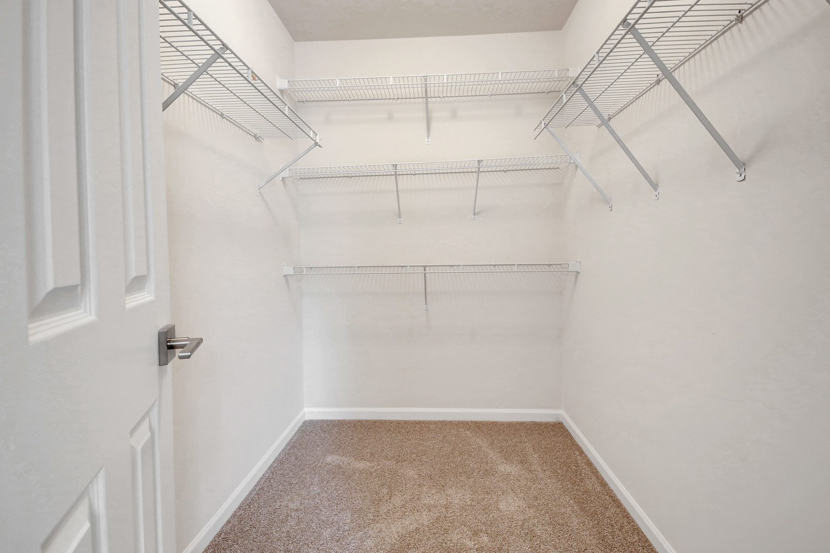 1161 REGENT Drive #0, Mundelein, IL 60060